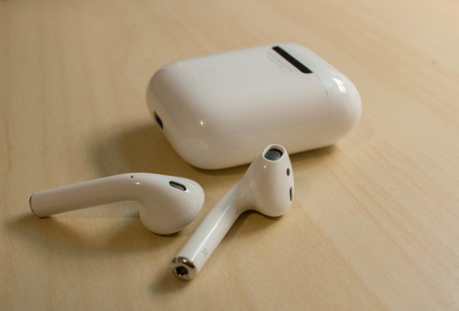 Apple is planning to create the AirPods 2, which would include an upgraded chip and the usage of “Hey Siri,” to activate the smart assistant.