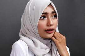 The Hijab: Oppresive or Not? – The Day Creek Howl