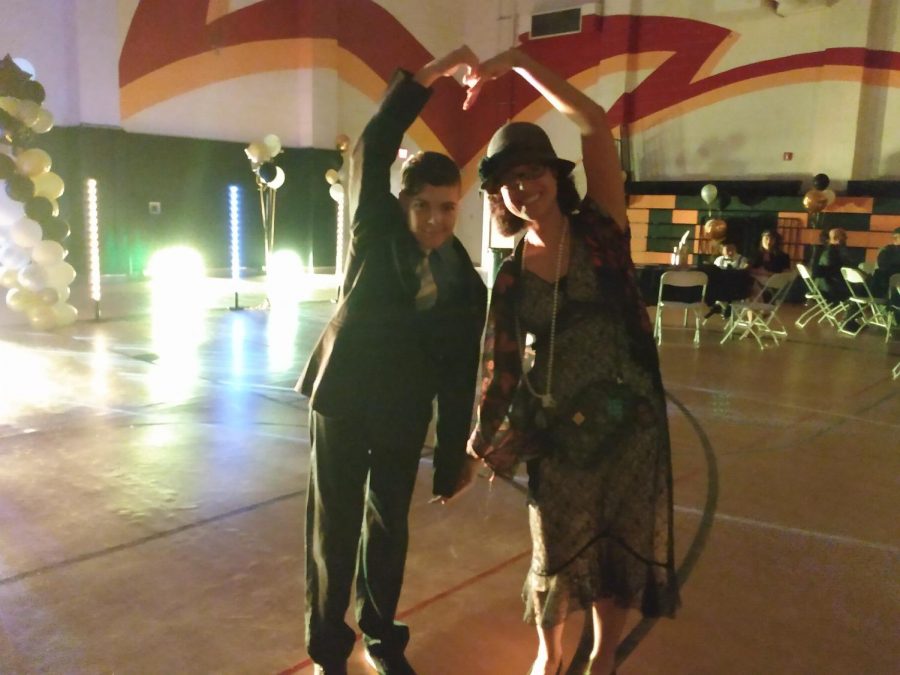 The+VIP+Dance+was+chance+for+students+to+bond+with+their+parents.
