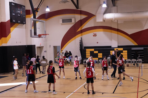 The Coyotes shoot free-throws during warmups. 